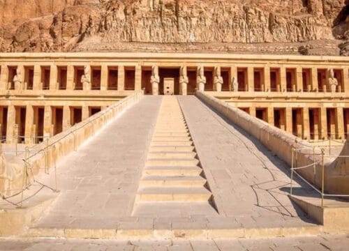 Privater Tagesausflug nach Luxor ab Hurghada |Tal der Könige, Nil-Bootsfahrt & Tempel-Tour