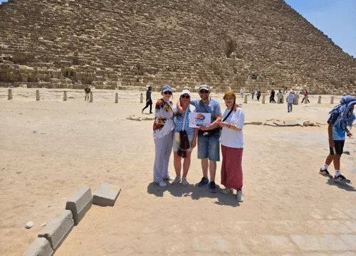 ausflug pyramiden hurghada flugzeug
