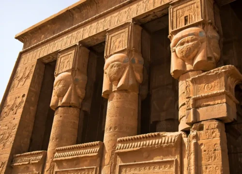 Dendera Tempel Halber Tag