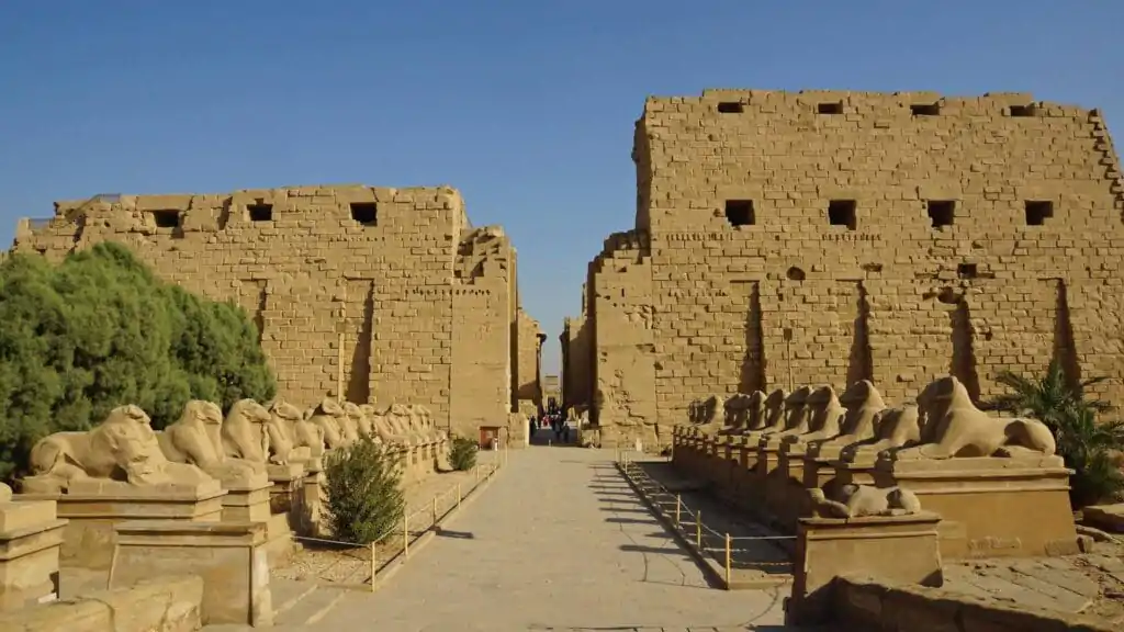 Die 5 wichtigsten Tempel in :Luxor:Karnak Tempel Luxor Egypt