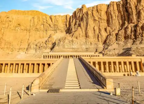 Tempel der Hatschepsut in Deir el-Bahari:Ägyptens Königin der Macht | (Hatschepsut Tempel )