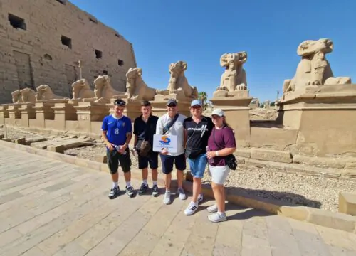 Privater ausflug nach Luxor ab Hurghada per Minibus (für 8 personen)